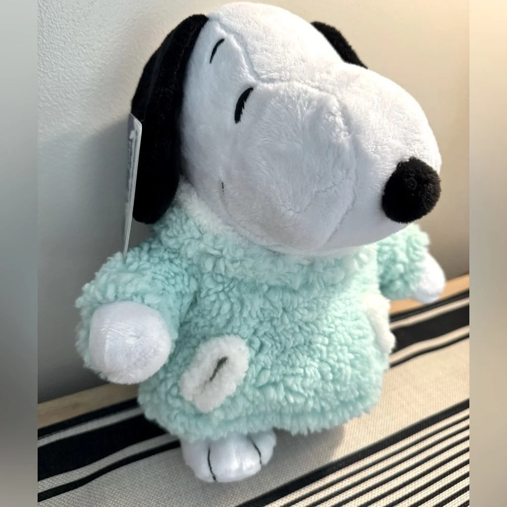 NWT Snoopy “Peanuts” Plush with Sherpa Jacket